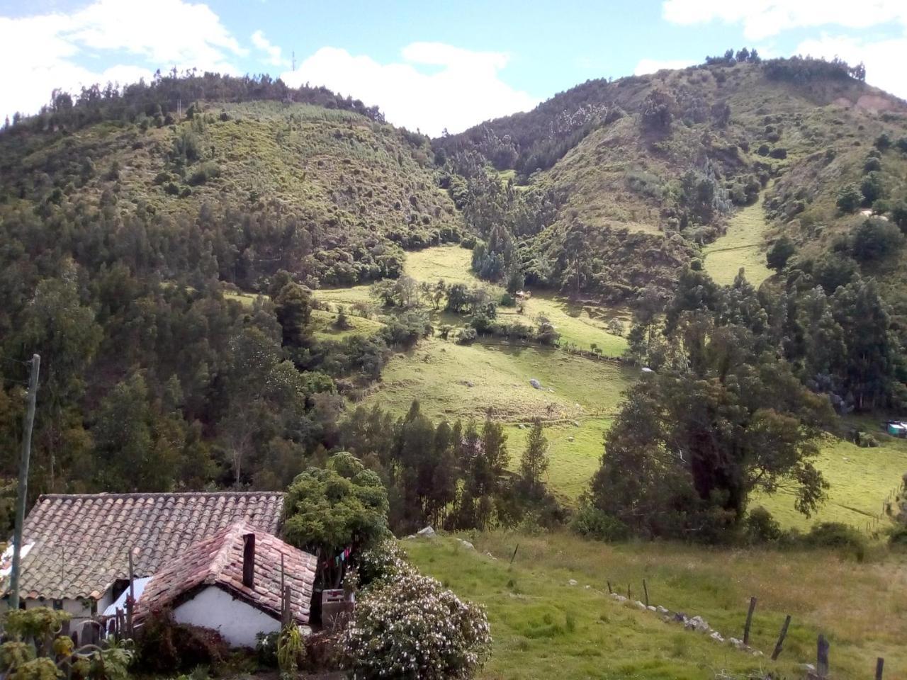 Hospedaje Bella Vista Monguí Eksteriør bilde
